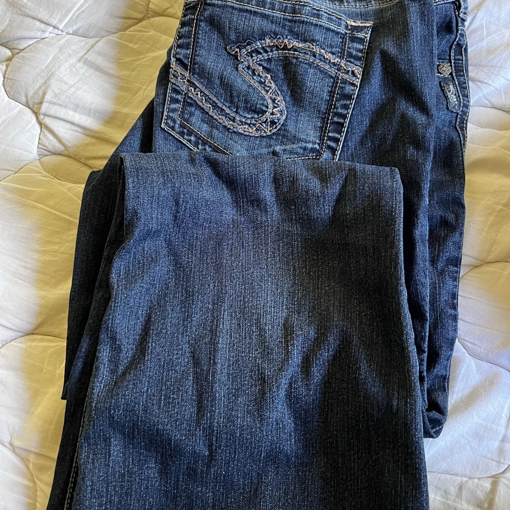 Women’s silver jeans 33/32 worn once
